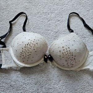 Victoria's Secret Cream Bra with Black Straps